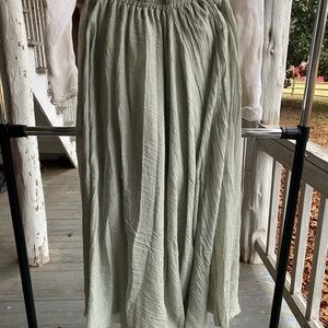 Elegant Green Maxi Skirt
